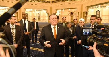 فيديو.. يرصد زيارة وزير الخارجية الأمريكى للكاتدرائية ومسجد الفتاح العليم 