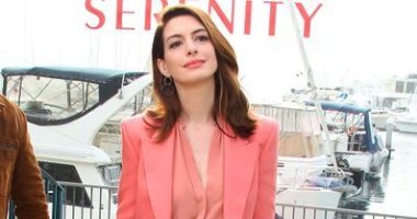 بتوقيع Petar Petrov.. آن هاثاواى تروج لفيلمها الجديد Serenity بكاليفورنيا