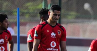 محمود الجزار مدافع الأهلي يتلقى عرضا رسميا من بطل الدوري الصربي