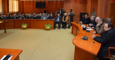 البدء فى إزالة محلات الممشى السياحى على القنال نهاية الشهر الحالى