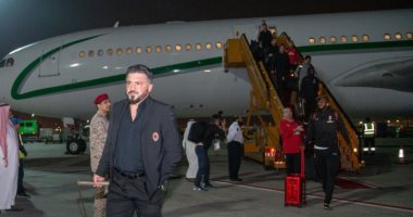 شاهد.. وصول لاعبى إى سى ميلان لمطار جدة استعدادا للقاء السوبر الإيطالى أمام اليوفى
