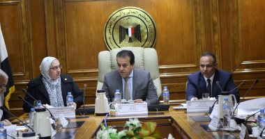 وزير التعليم العالى يرأس اجتماع مجلس إدارة مدينة الأبحاث العلمية