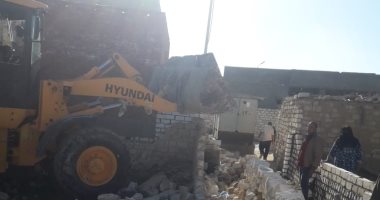 حملات إزالة مكبرة للعقارات المخالفة بأحياء الإسكندرية