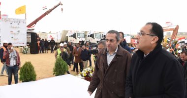 رئيس الوزراء: الانتهاء من النهر الأخضر بالعاصمة الإدارية يونيو 2020