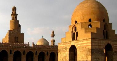 غدا.. برنامج قعدة تاريخ يتحدث عن الحضارة العربية على سى بى سى