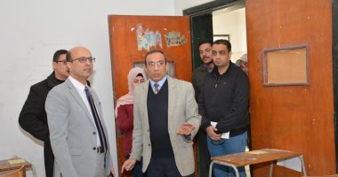 نائب رئيس جامعة أسيوط: جار الانتهاء من تطبيق نظام الامتحان الإلكترونى