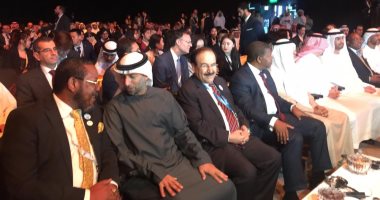 قمة المستقبل تبحث طرق توفير حياة أفضل باستخدام الطاقة المتجددة فى أبوظبى