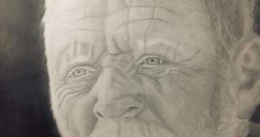 قارئ يشارك برسوماته الفنية باستخدام القلم الرصاص: شجعتنى زوجتى على الرسم