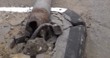 قارئ يشكو سقوط عامود كهرباء فى منطقة كورنيش النيل بجاردن سيتى