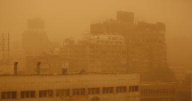 طوارئ فى غرف عمليات المرور للتصدى للعاصفة الترابية على الطرق السريعة