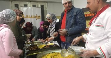 فيديو وصور.. 3 شباب بالشرقية يؤسسون مطبخا خيريا لتوزيع الوجبات على المحتاجين