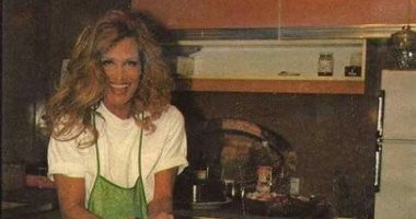 باب النجار مخلع.. داليدا: لا أنصح أحد بالانتحار وبحب الحياة 