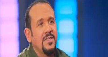 هشام عباس: "حلمى أجيب عربية فيرارى زى محمد رمضان واعمل دويتو مع نانسى عجرم"