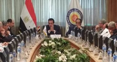 وزير التعليم العالى: متابعة تنفيذ خطة الأنشطة الطلابية خلال إجازة نصف العام