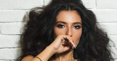 "ديلارا" أشهر مطربات أذربيجان تفتتح "شرم الشيخ للسينما الأسيوية"