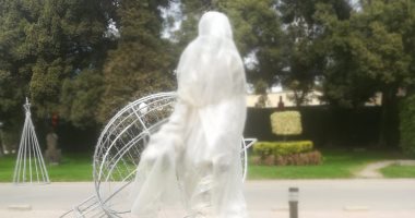 تمثال الفنانة الراحلة فاتن حمامة يصل دار الأوبرا.. اعرف التفاصيل 