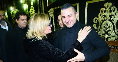 يسرا وفيفى عبده ولبلبة وحمدى الوزير وكمال أبو رية فى عزاء سعيد عبد الغنى