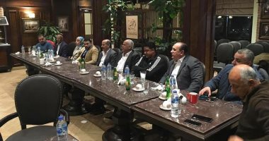 مجلس سموحة يحفز لاعبى الفريق قبل مواجهة إنبى  بـ"مأدبة" عشاء