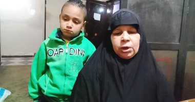 صور.. جدة تستغيث بأهل الخير لبناء غرفة لحفيدها اليتيم بأسيوط