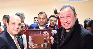 إيهاب أمين: الأهلى دخل العالمية بصالة الجمباز الجديدة