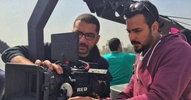 مخرج فيلم "حماية وطن" عن بطولات الشرطة نجل مطرب كبير 