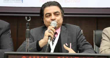 عميد معهد القلب السابق: القسطرة أنقذت حياتى وصليت الجمعة اليوم