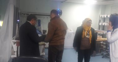 وكيل صحة الأقصر يحيل 17 طبيبا وصيدلى وممرض للتحقيق 
