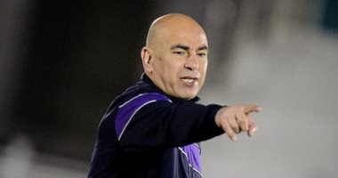 كيف يواجه حسام حسن الزمالك متصدر الدورى؟.. رقابة الأوراق الرابحة للقلعة البيضاء.. الاعتماد على عبد الله السعيد فى قيادة بيراميدز بالملعب.. عمر خربين ومهاجم بيرو مفاجآت المباراة.. فيديو وصور