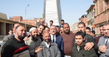 صور.. محافظ الإسماعيلية يزيح الستار عن النصب التذكارى لشهداء ومجاهدى القنطرة غرب