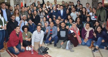 صور.. وزير الشباب والرياضة يلتقي أبناء الجالية المصرية بأستراليا