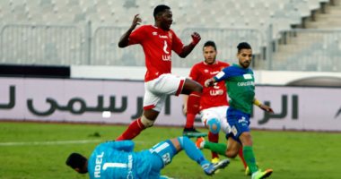 صور.. انطلاق مباراة الاهلي والمقاصة ببرج العرب في الدوري