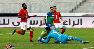 فيديو ..صالح جمعة يظهر بالرقم 10 مع الأهلى لأول مرة بعد العودة