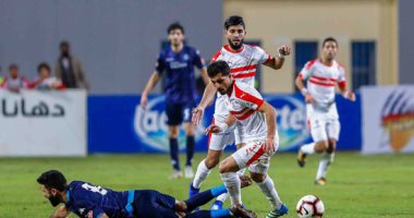 الزمالك يرتدى زيه التقليدى بعد تغيير قميص بيراميدز 