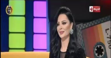 ديانا كرزون: أعشق وردة وعبد الحليم.. وكلاهما أثر فى مسيرتى