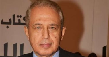 أحمد إحسان عبد القدوس يكشف سبب انسحابه من ندوة والده بمعرض الكتاب