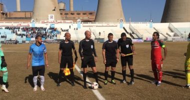 سوبر كورة.. يحدث فى الدورى المصرى.. مباراة بدون حكام وسيارة شرطة تنقذ الموقف