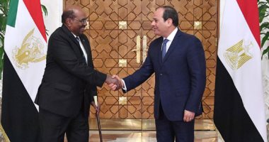 عمر البشير: هناك محاولة لاستنساخ الربيع العربى فى السودان.. العلاقات مع مصر تتطور منذ وصول السيسي للسلطة.. نتعاون مع القاهرة لنجاح رئاستها للاتحاد الأفريقى.. ويجب عدم التأثير على حقوق السودان ومصر بمياه النيل