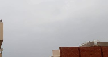 صور.. سحب وأمطار خفيفة بالغردقة.. والأرصاد: عدم استفرار حالة الجو لمدة يومين