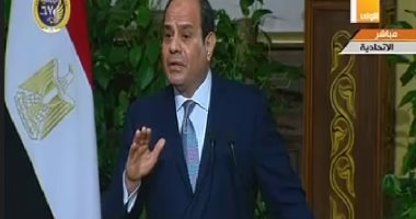 كلمة الرئيس السيسى بالمؤتمر الصحفى المشترك مع "ماكرون": مصر تولى أهمية لملف حقوق الإنسان وللمبادئ والقيم الراسخة عالمياً.. الشعب المصري صاحب الحق فى تقييم مدى ما يتمتع به من حقوق سياسية واقتصادية واجتماعية