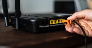 الإمارات من المركز 104 إلى الأولى عالمياً فى قطاعى الإنترنت والاتصالات
