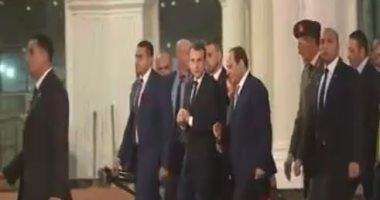 فيديو.. السيسي وماكرون يتفقدان مدينة الفنون ودار الأوبرا بالعاصمة الإدارية الجديدة