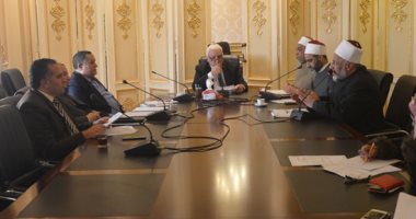 مطالب برلمانية بمواجهة الفتاوى الشاذة وإصدار تنظيم الفتوى والظهور الإعلامى