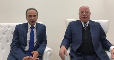 وزير الثقافة السابق: معرض الكتاب أصبح جزءا أساسيا من أجندة المواطن المصرى