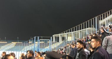صور.. زيزو يؤازر الزمالك أمام المقاصة "من مقصورة بتروسبورت"