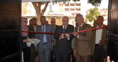 فيديو وصور.. محافظ الأقصر يفتتح المعرض الفنى لأعمال ومنتجات طلاب المدارس