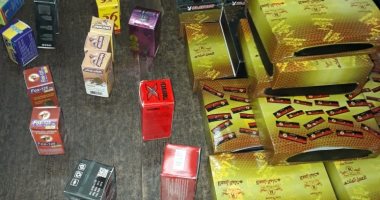 صور.. ضبط صاحب محل بحوزته منشطات جنسية صينية ممنوع تداولها فى الهرم