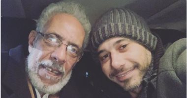 "حبيبى يا قبطان".. أحمد السعدنى يشارك جمهوره صورته برفقة نبيل الحلفاوى