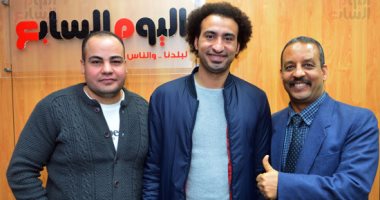 لو على ربيع فى رحلة للفضاء تضم 4 أشخاص.. هيختار مين؟ 