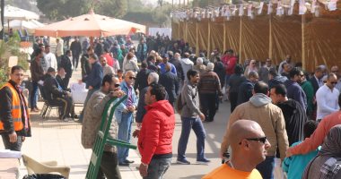 إقبال كثيف فى عمومية نادى الشمس 
