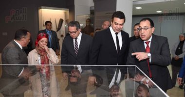 رئيس الوزراء يتفقد متحف الفن الإسلامى